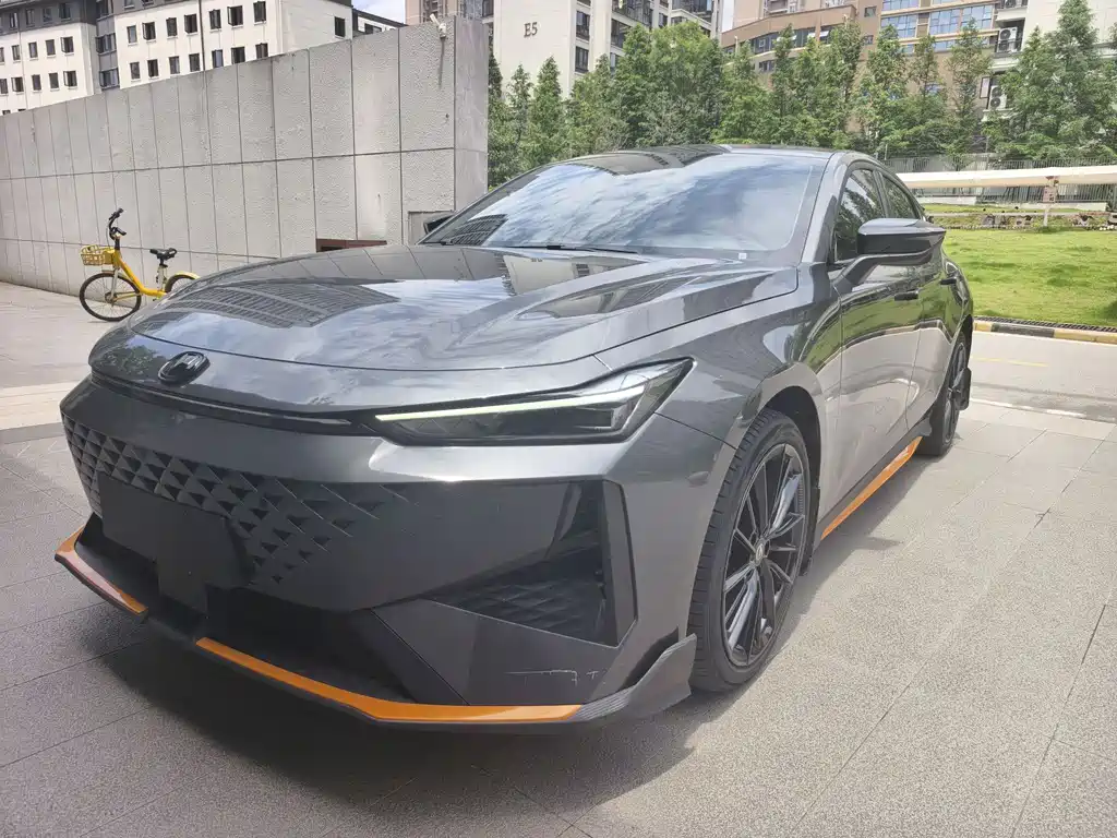 Changan UNI-V