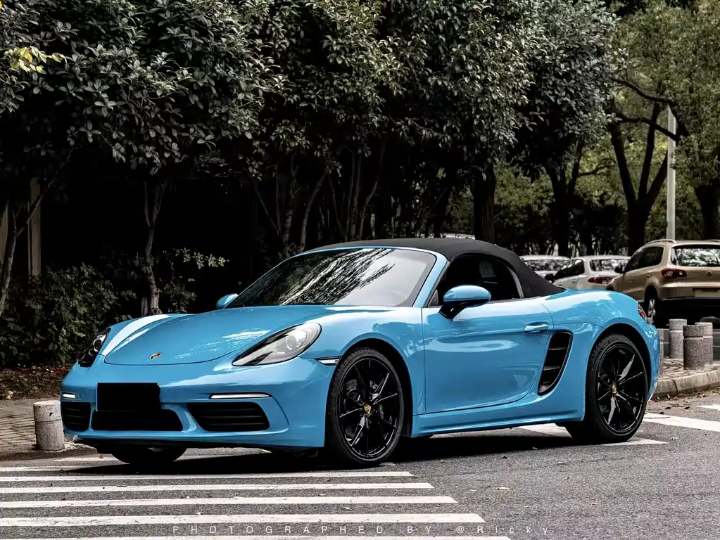 Porsche 718