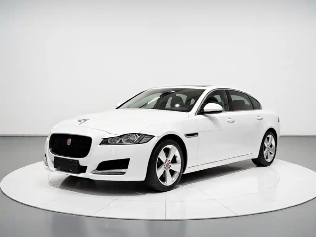 Jaguar XFL
