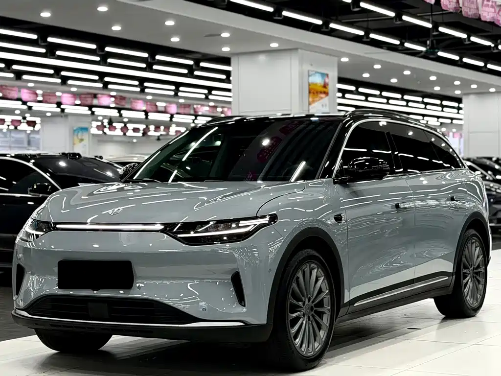 Leapmotor C11
