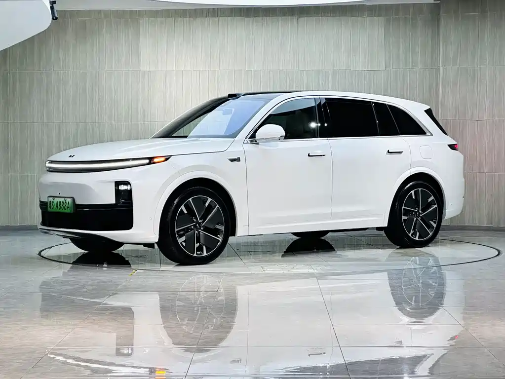 Li Auto L7