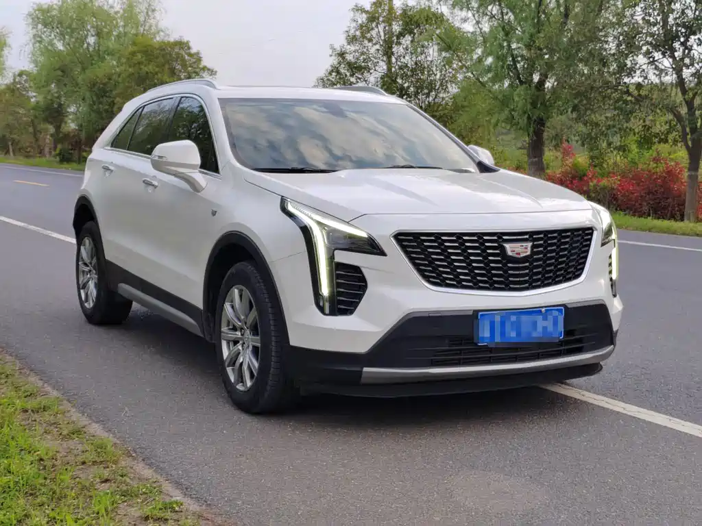 Cadillac XT4