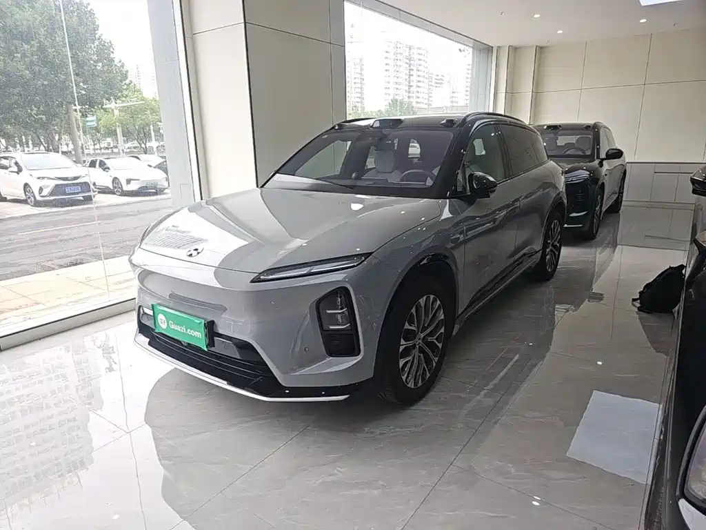 NIO ES6