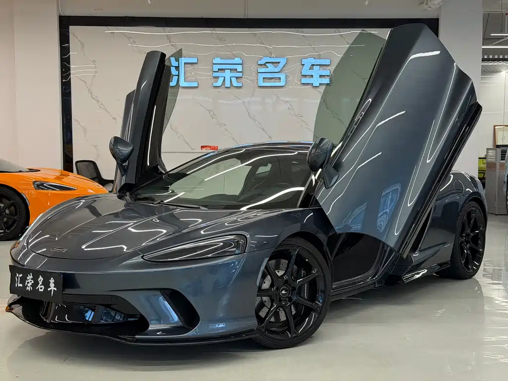 McLaren GT