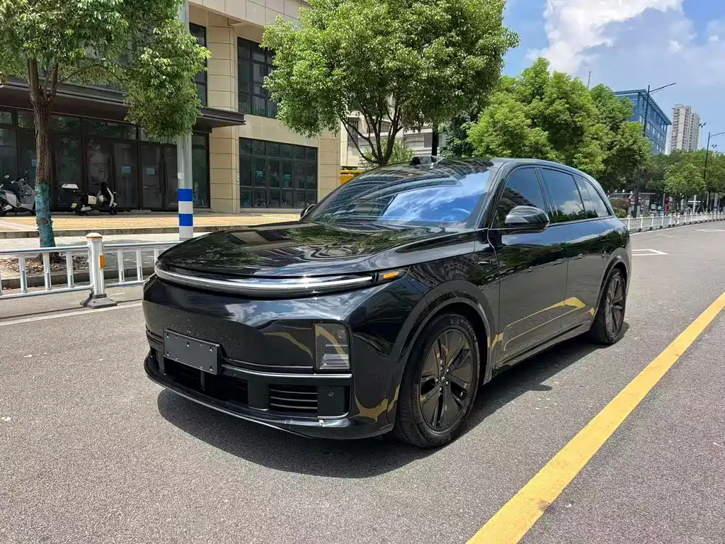 Li Auto L7