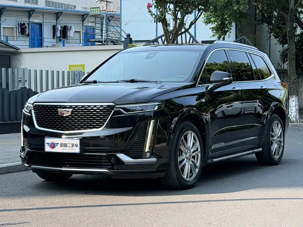 Cadillac XT6