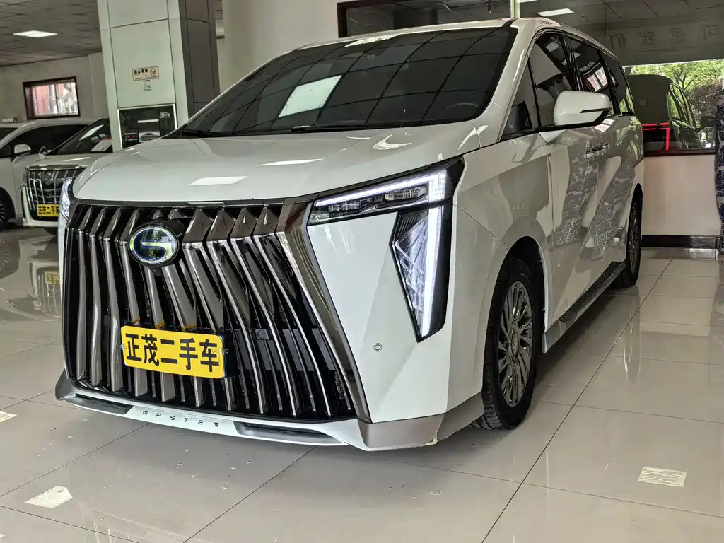 GAC M8
