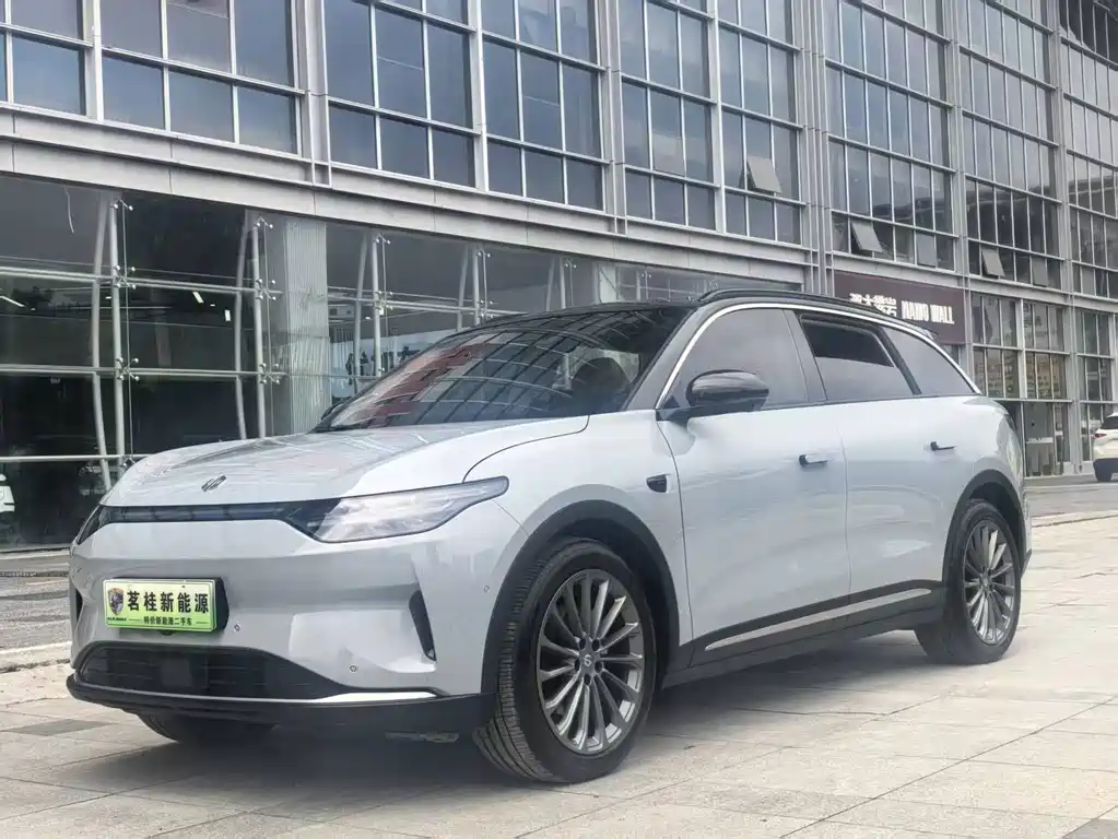 Leapmotor C11