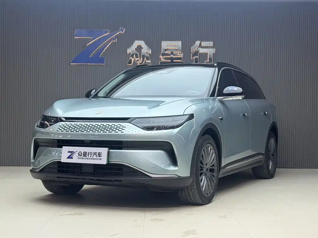 Leapmotor C11