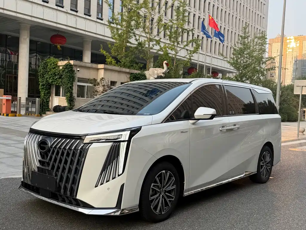 GAC M8