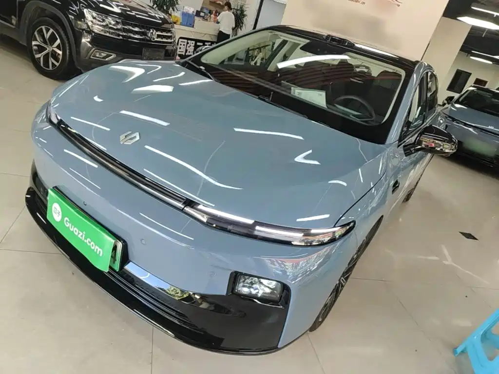 Leapmotor B01