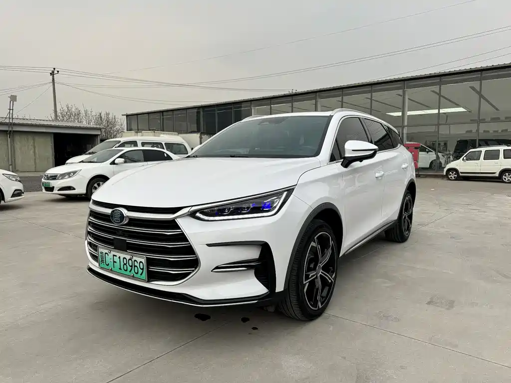 BYD Tang