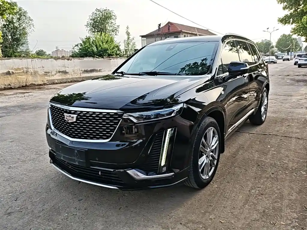 Cadillac XT6