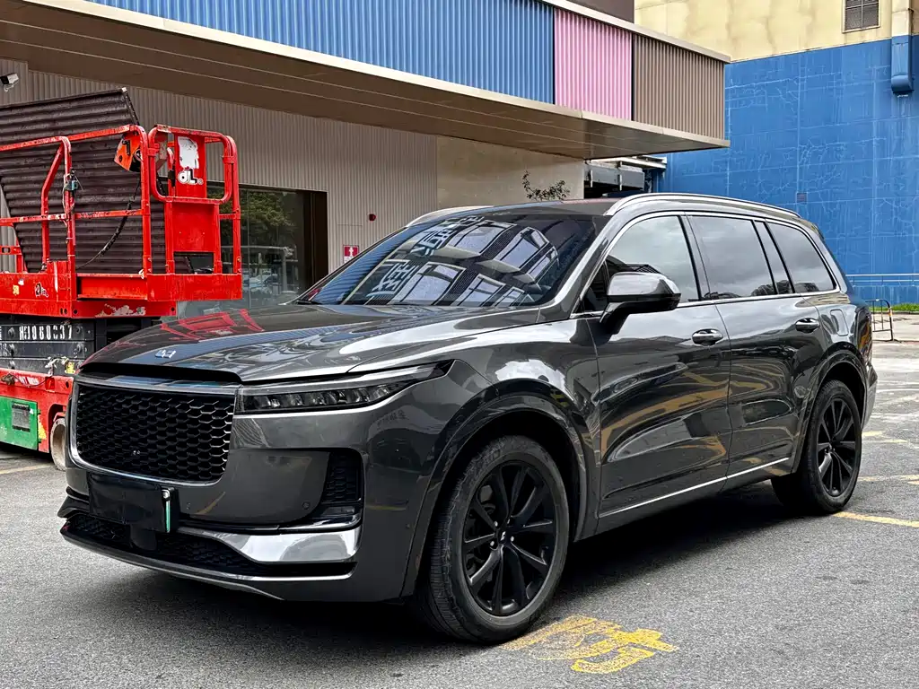 Li Auto ONE