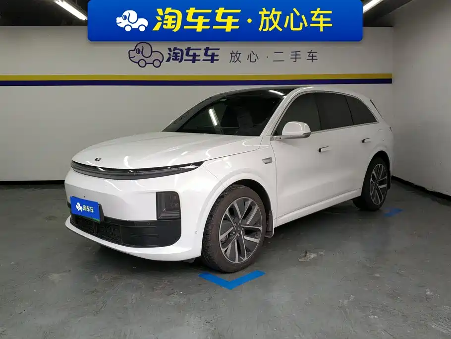 Li Auto L6