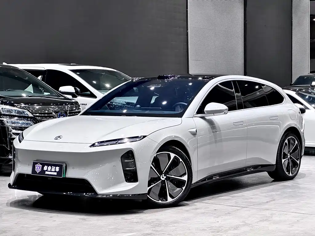 NIO ET5T