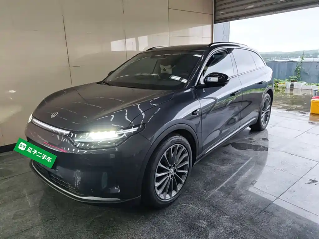 Leapmotor C11
