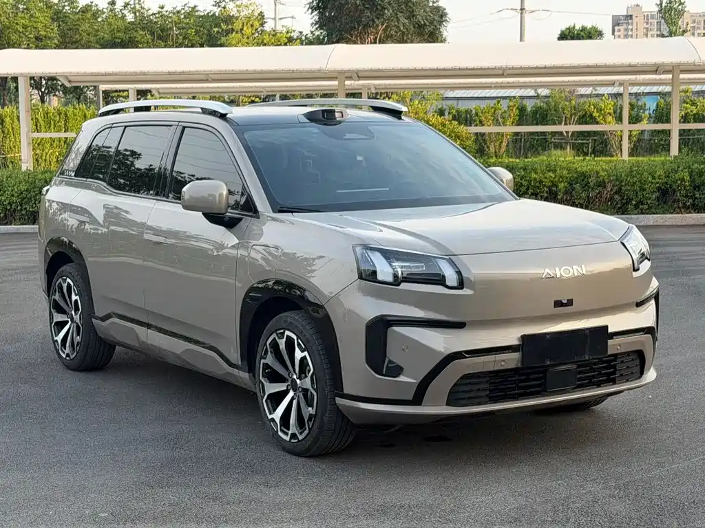 Aion V