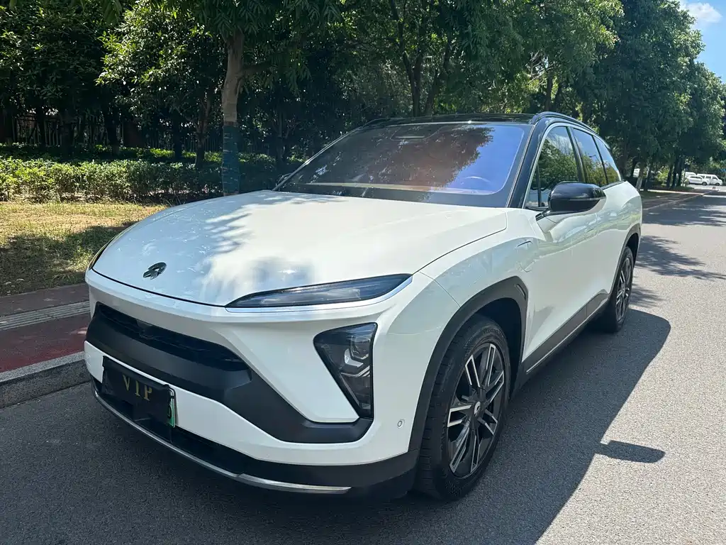 NIO ES6