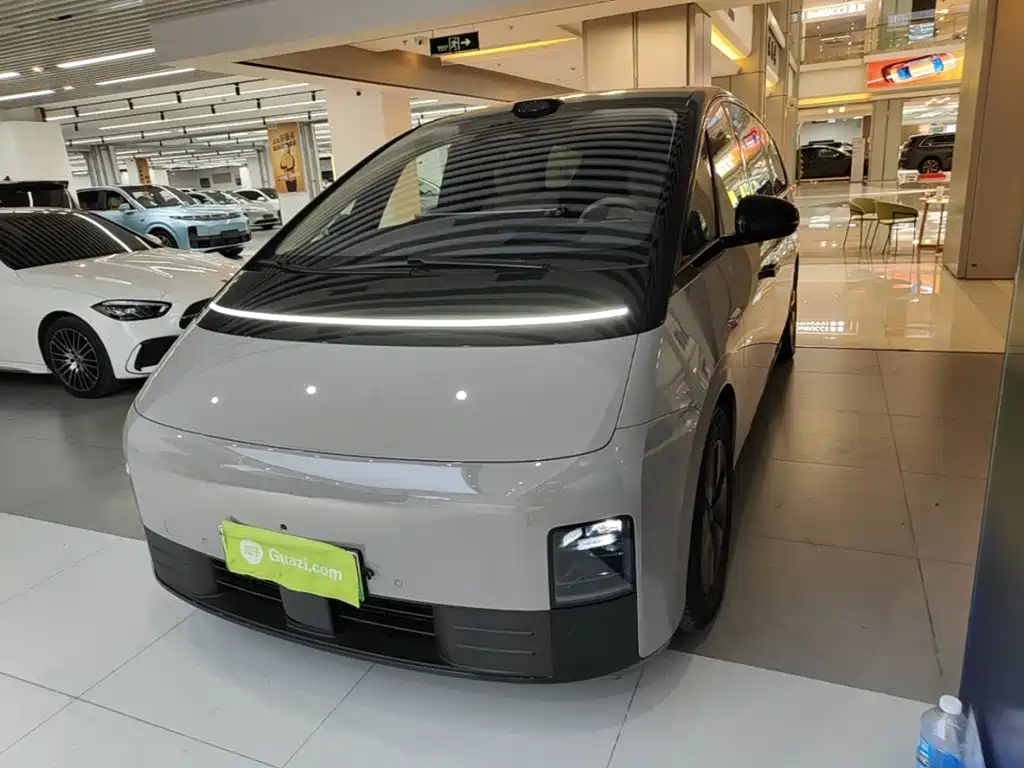 Li Auto MEGA