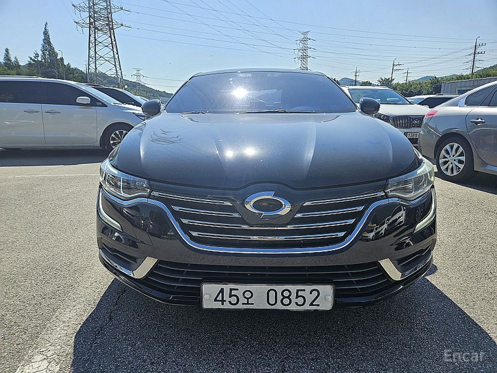 Renault SM6
