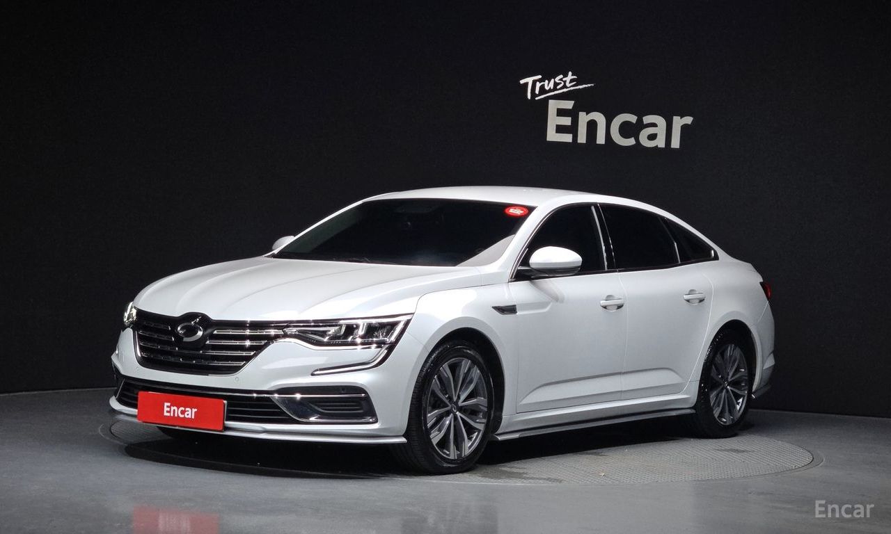 Renault SM6