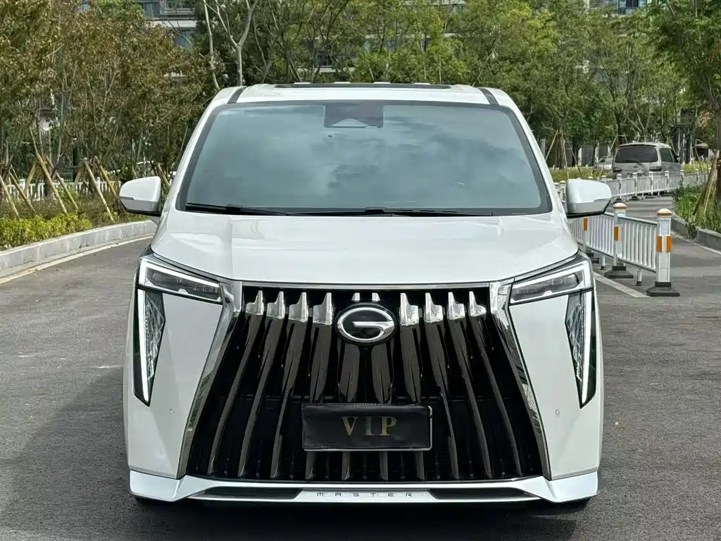 GAC M8