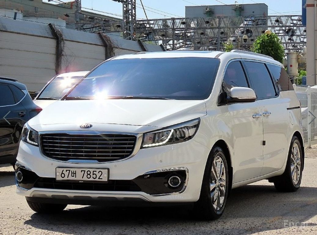 Kia Carnival
