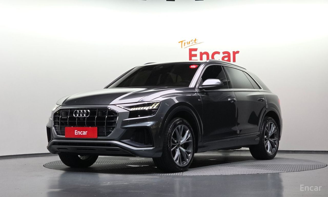 Audi Q8