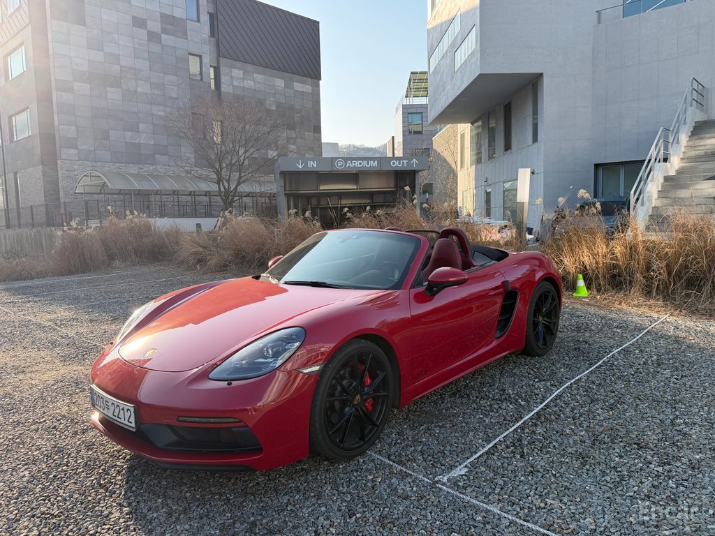 Porsche 718