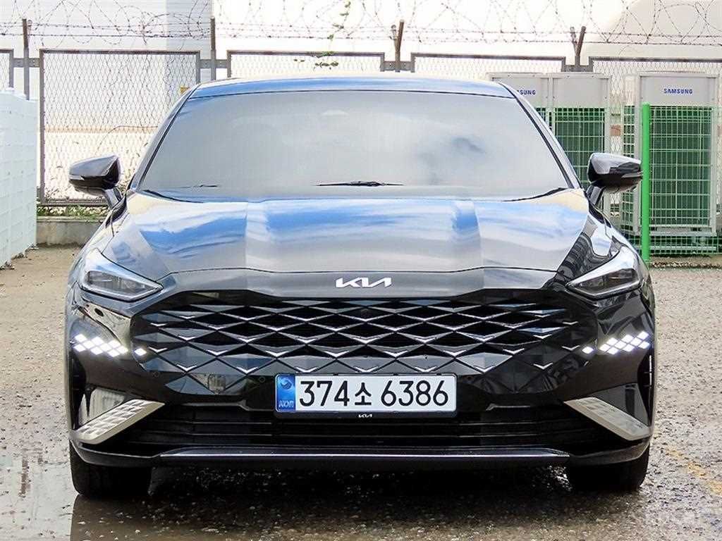 Kia K8