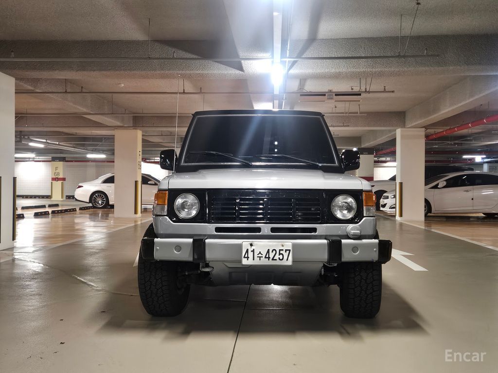Hyundai Galloper