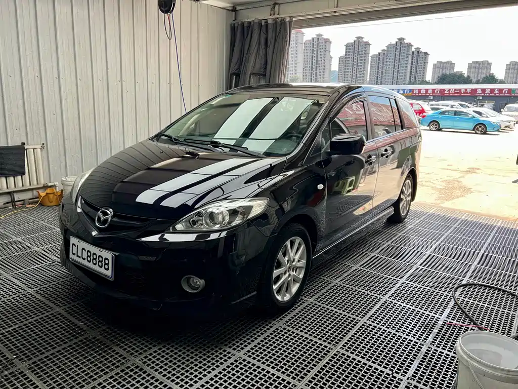 Mazda 5