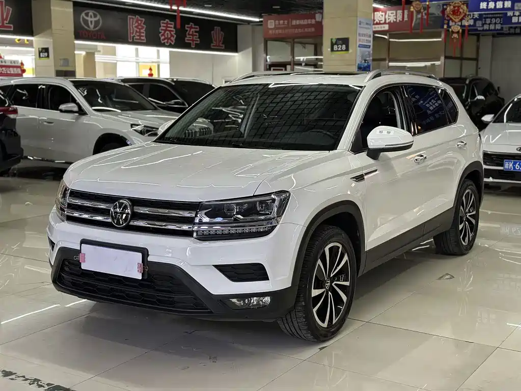 Volkswagen Tharu