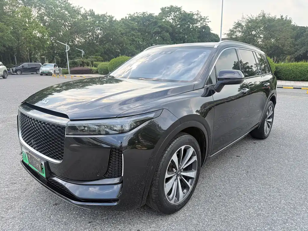 Li Auto ONE