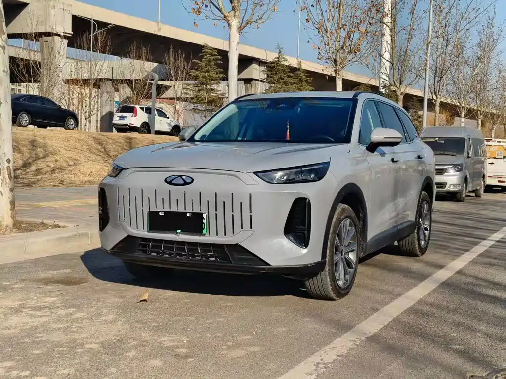 Chery T9