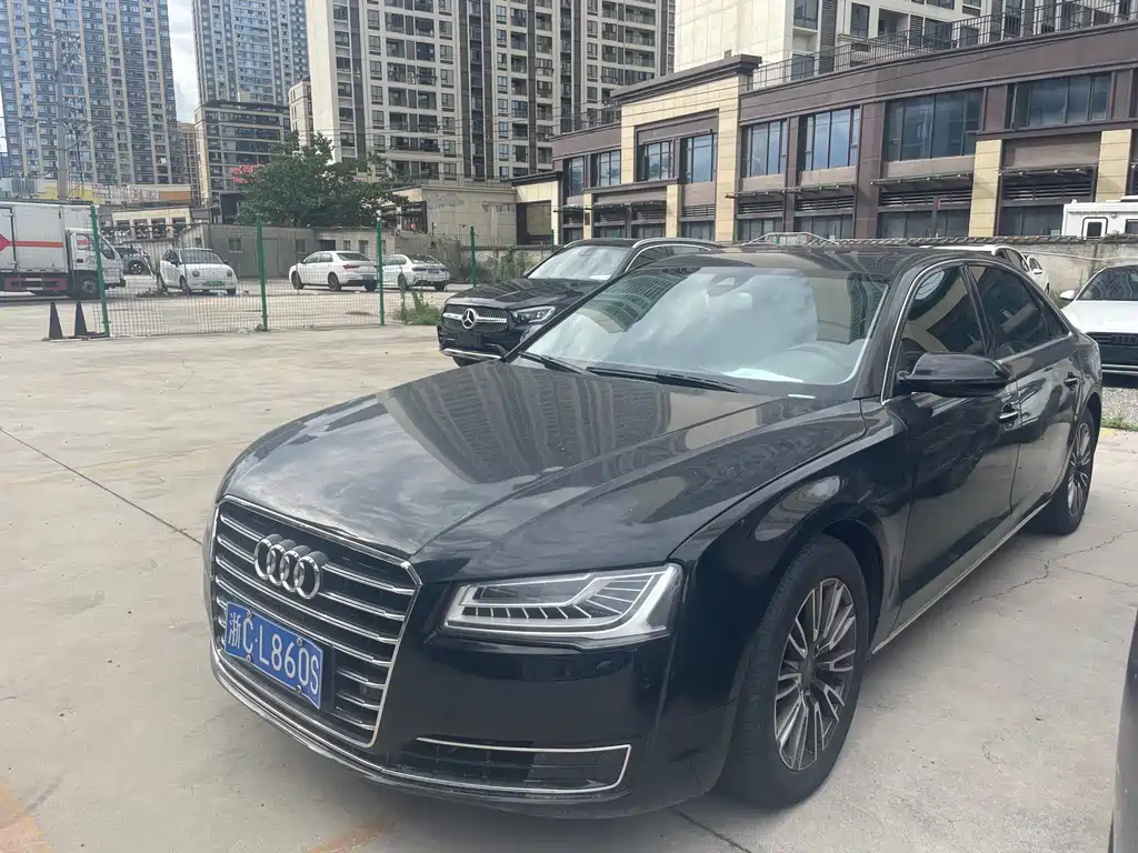 Audi A8