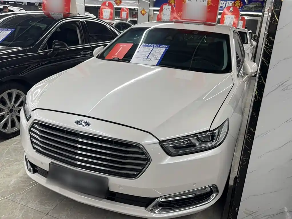 Ford Taurus