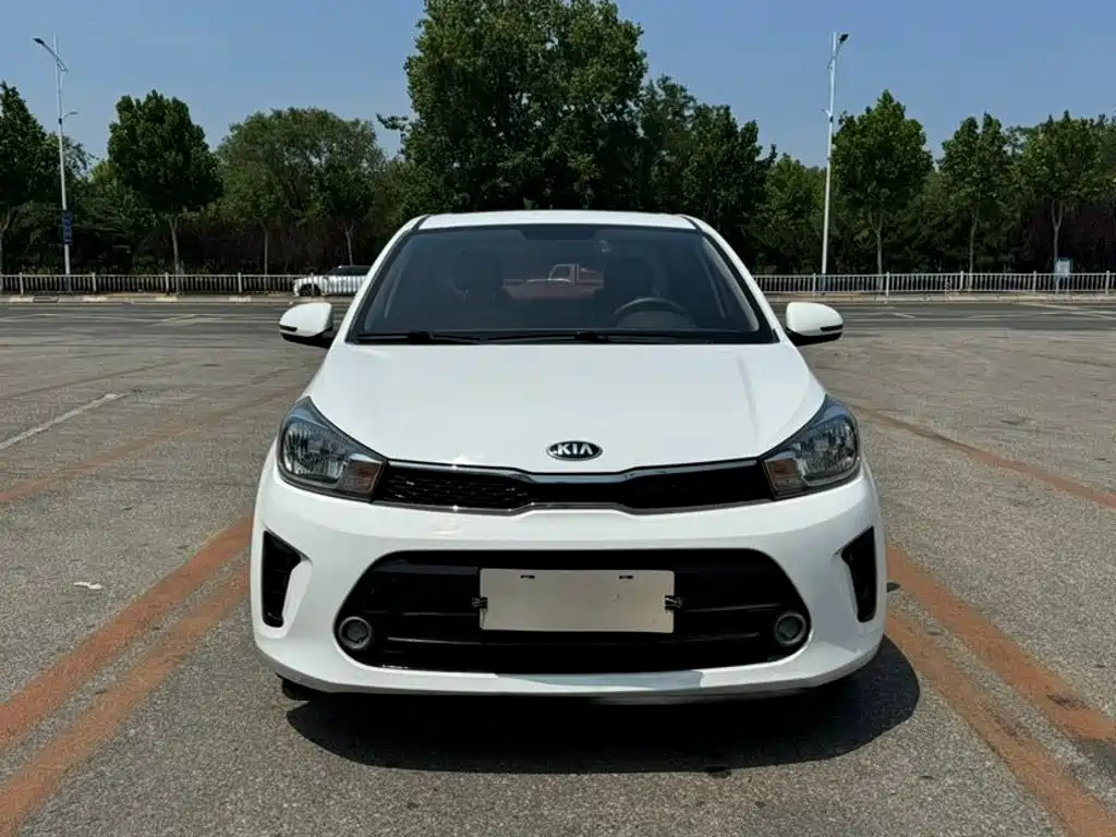 Kia Pegas