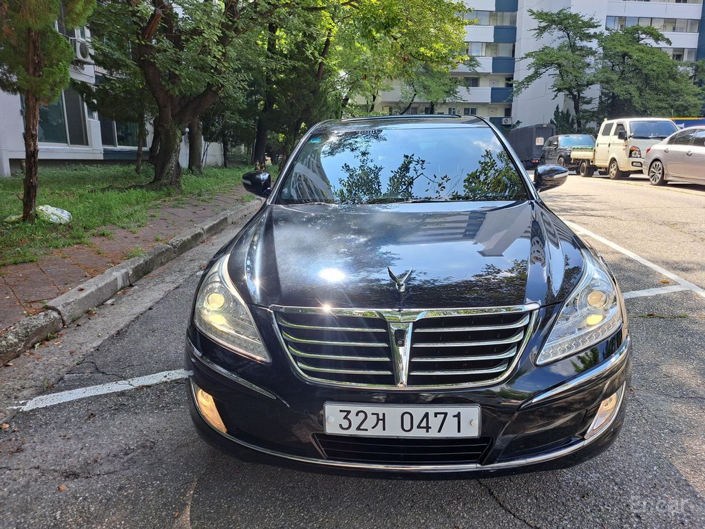 Hyundai Equus