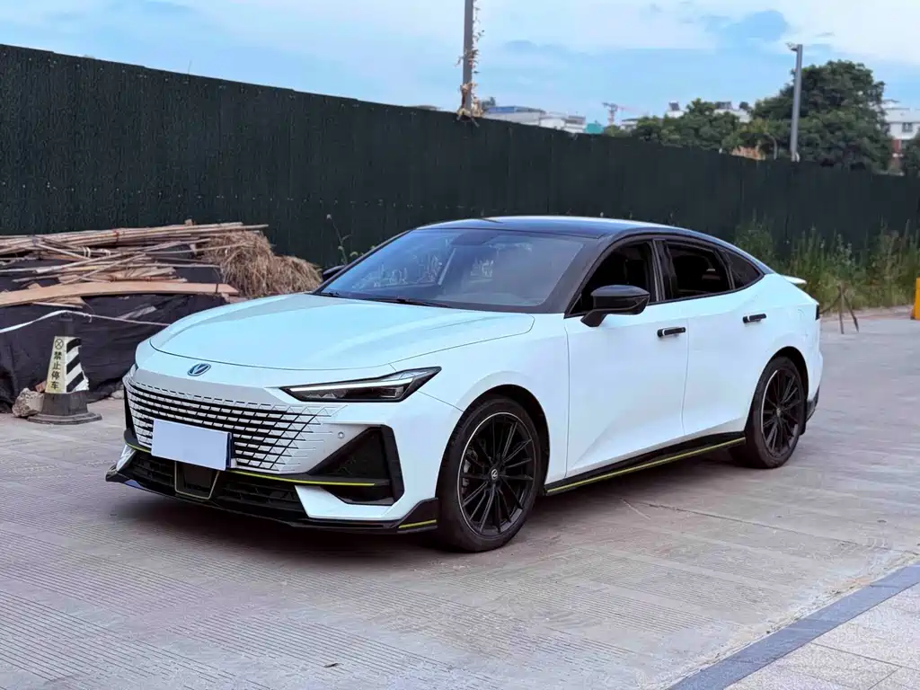 Changan UNI-V