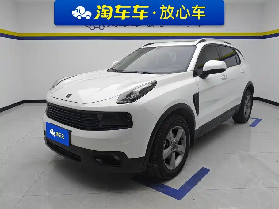 Lynk & Co 01