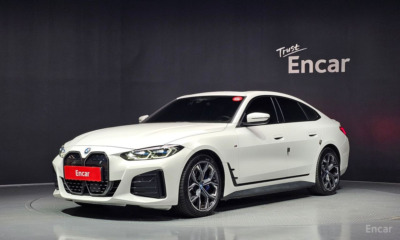 BMW i4