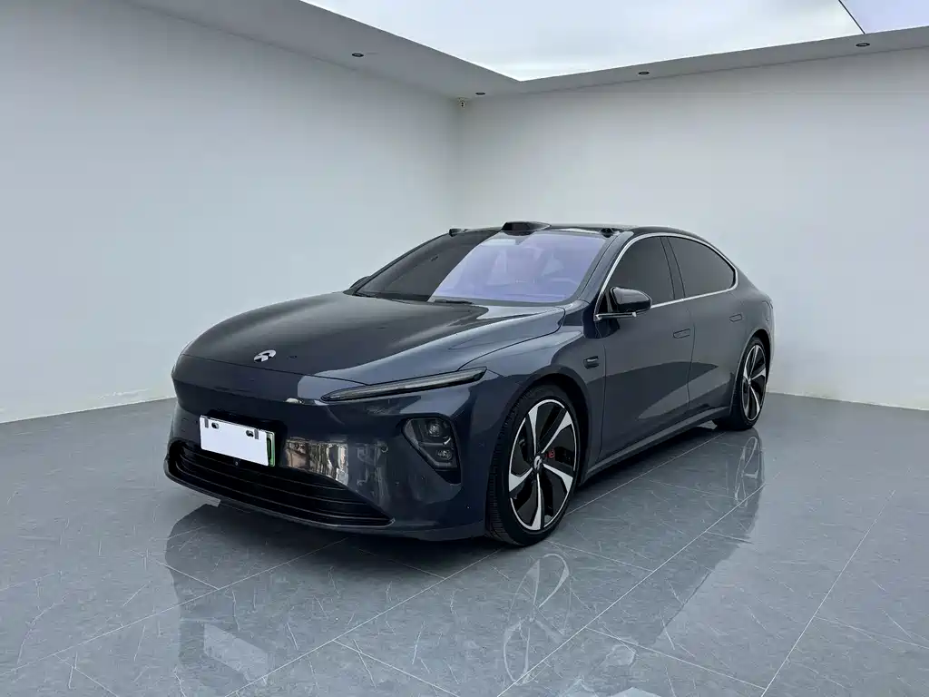 NIO ET7