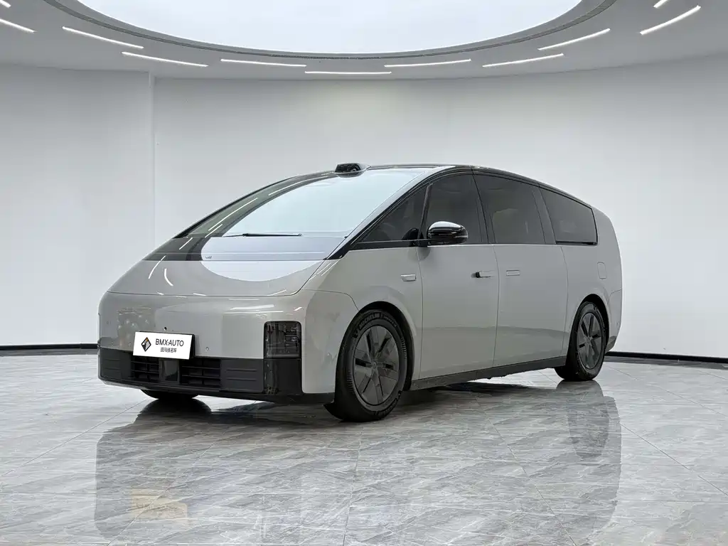 Li Auto MEGA