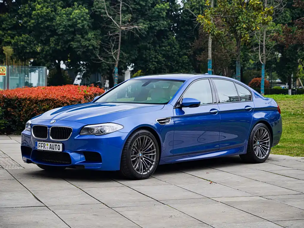BMW M5