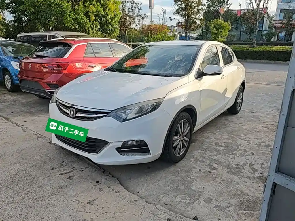 Changan EadoXT
