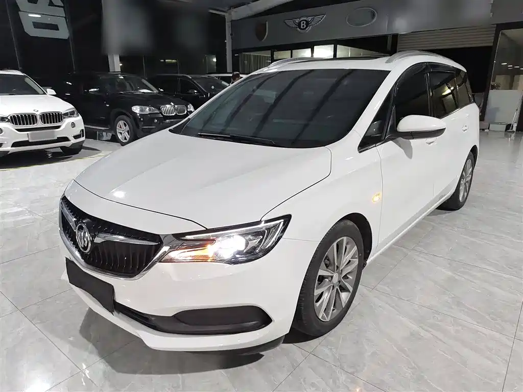 Buick GL6