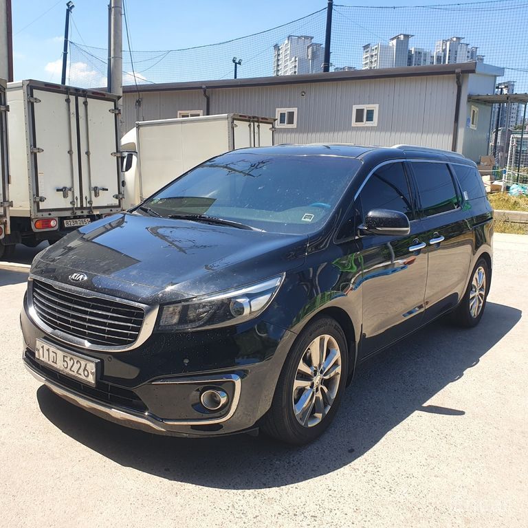 Kia Carnival