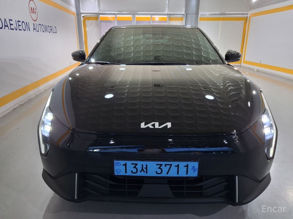 Kia EV4